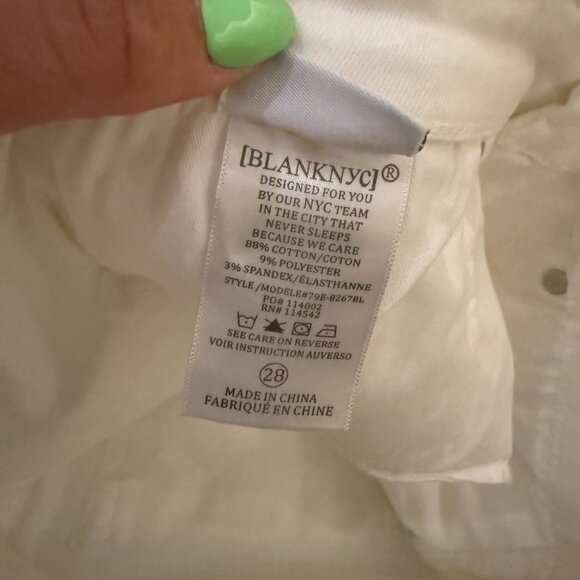 BLANK NYC The Barrow Vintage High-Rise White Shorts Women's Size 28 NWT - Picture 10 of 10